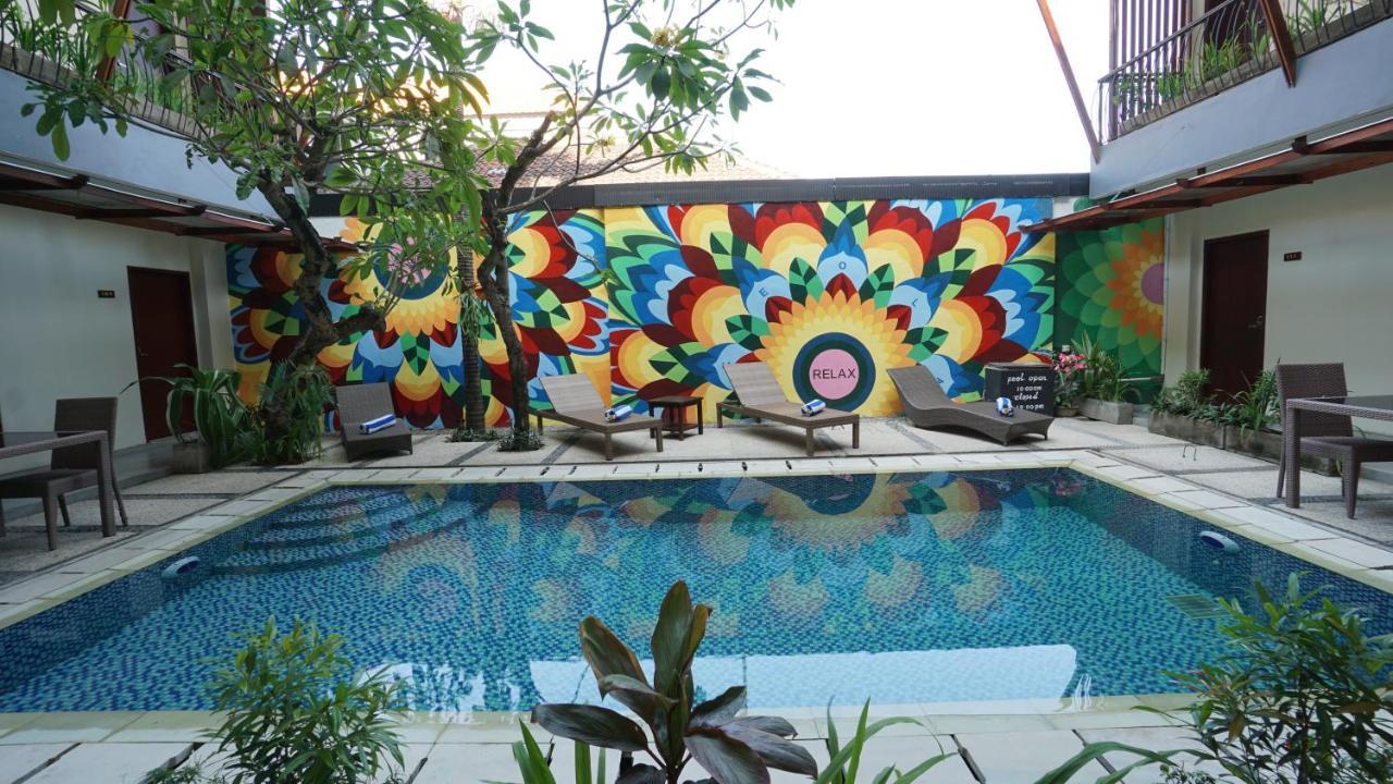 Hotel RedDoorz near Legian Street Zewnętrze zdjęcie