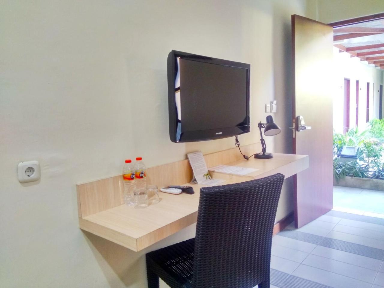 Hotel RedDoorz near Legian Street Zewnętrze zdjęcie